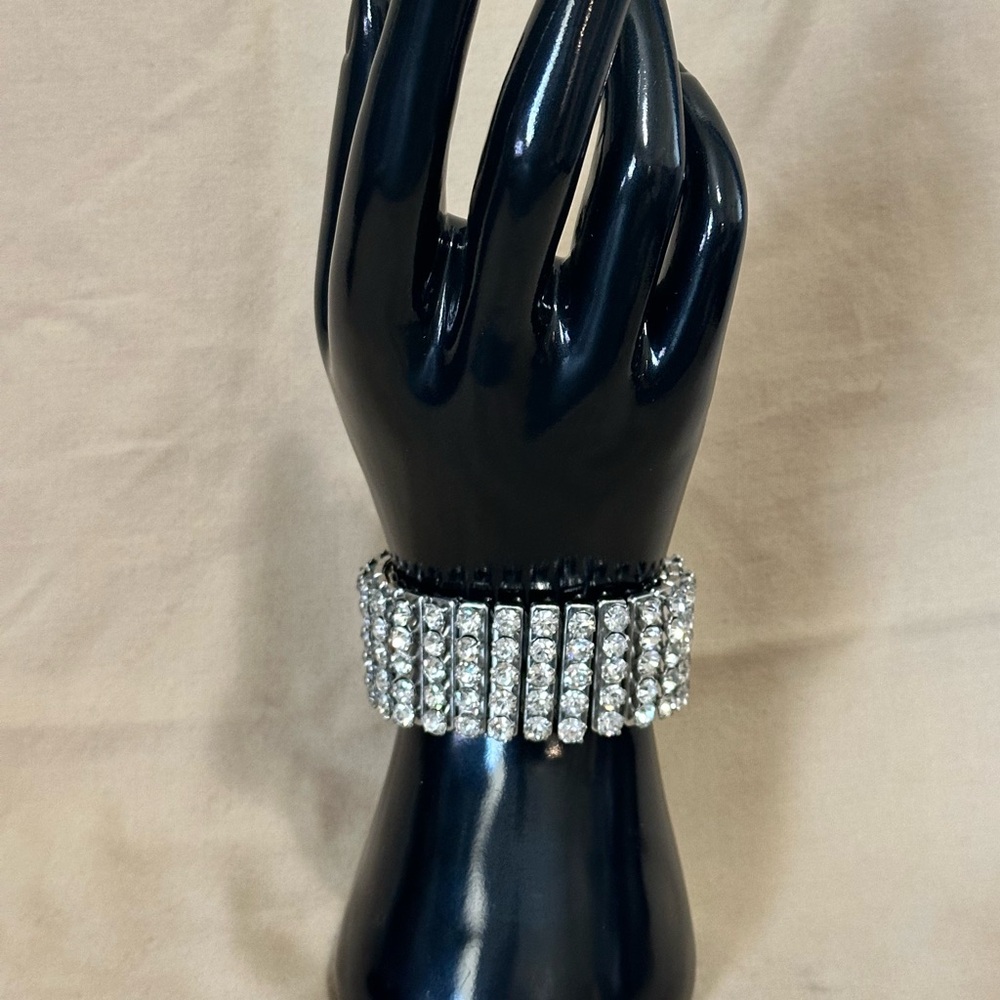 Vintage 1960’s 5 Row of Rhinestones Elegant Silver Stretch Bracelet 1 inch Wide